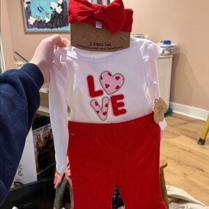 NWT Baby Essentials 3 Piece Set - Bodysuit, Pant, & Headband